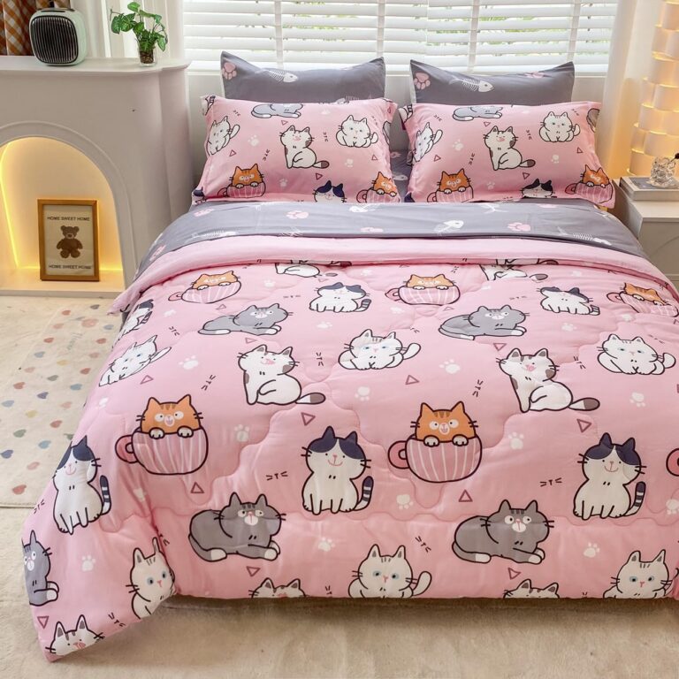 Cute pink full-size 7-piece cat comforter set featuring kawaii cartoon cats with matching sheets, pillowcases, and pillow shams for girls', teens', and pet-inspired bedroom décor.